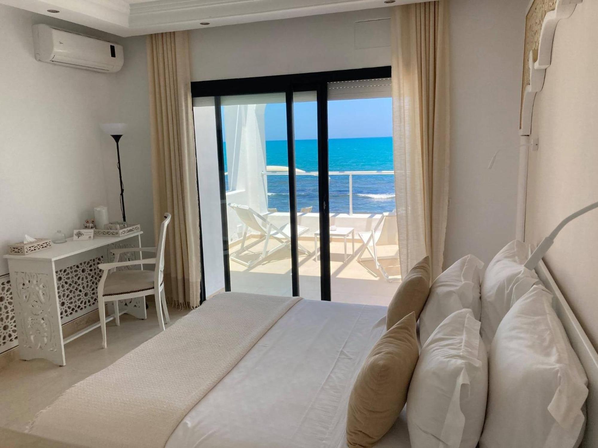 Dar Corniche La Marsa (Adults Only) Hotel Exterior photo